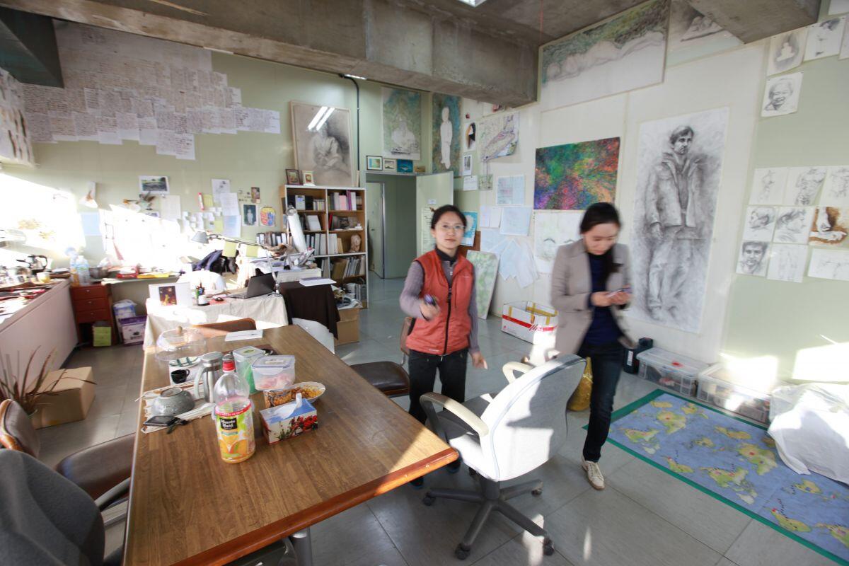 20110401_OCI Open Studio_16.jpg